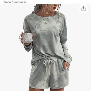 Amazon-Pretty Garden pajama/lounge set. Size Medium.